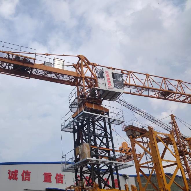 QTZ100塔吊價格